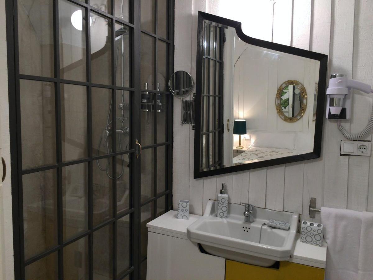Apartamentos Tukasa Vintage Caces Kültér fotó