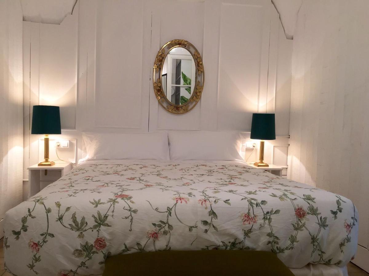 Apartamentos Tukasa Vintage Caces Kültér fotó